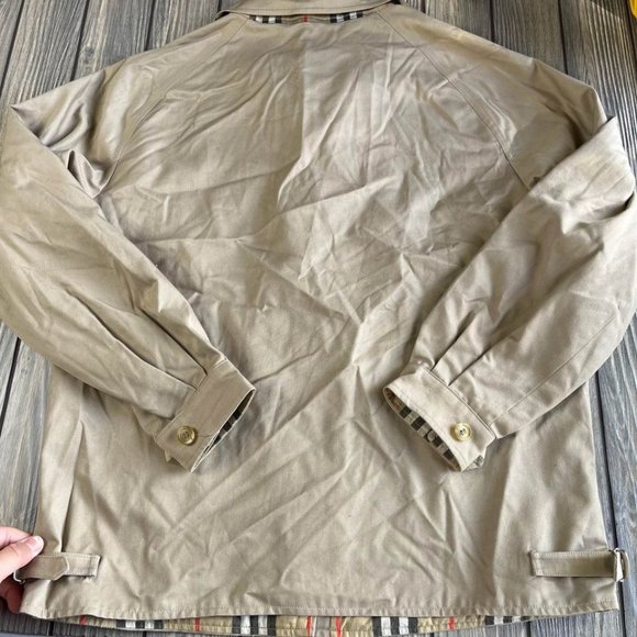 Burberry's Vintage Nova Check Short Coat Women's 10 - Picture 7 of 10